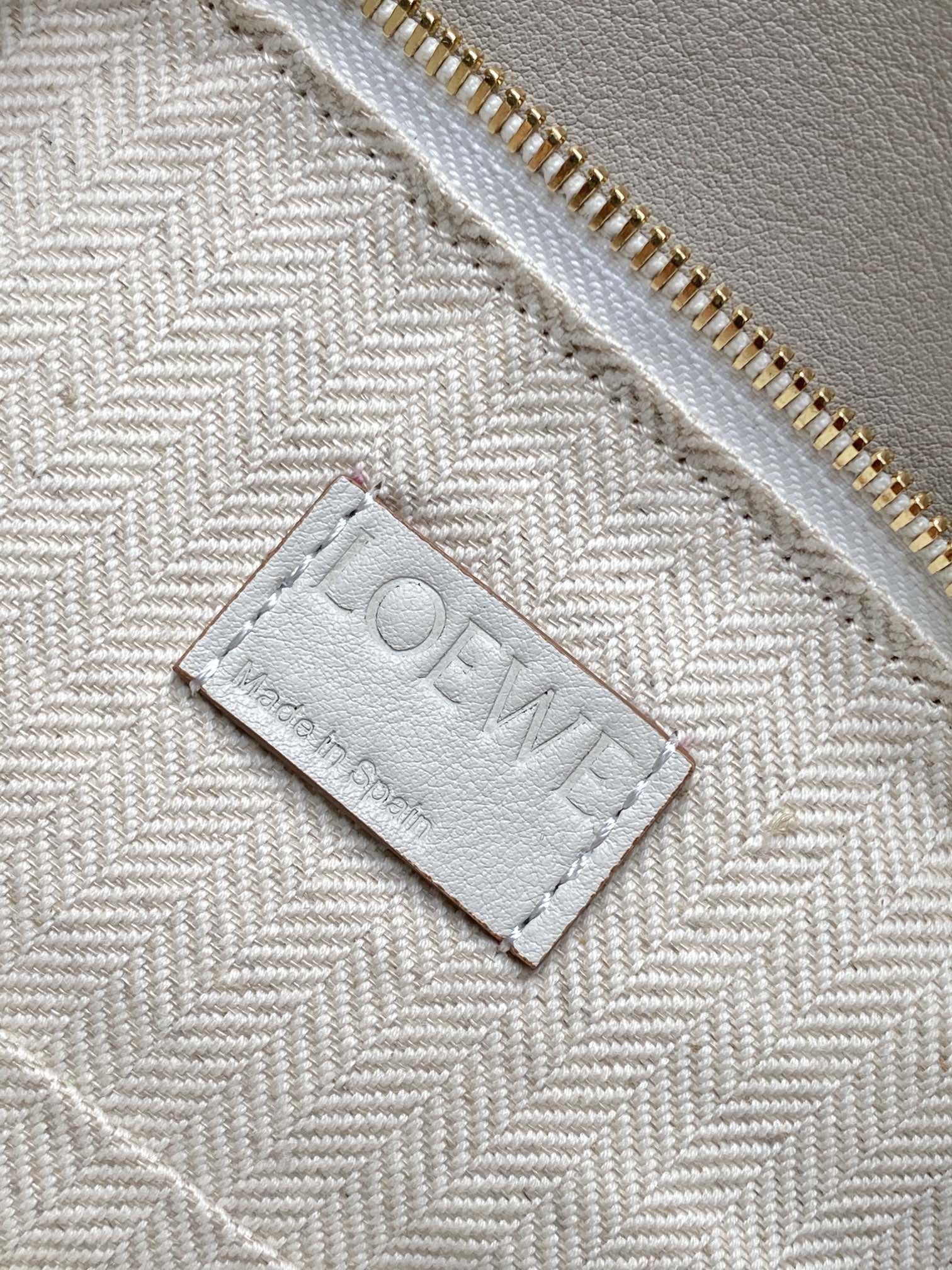 Loewe Puzzle Bags